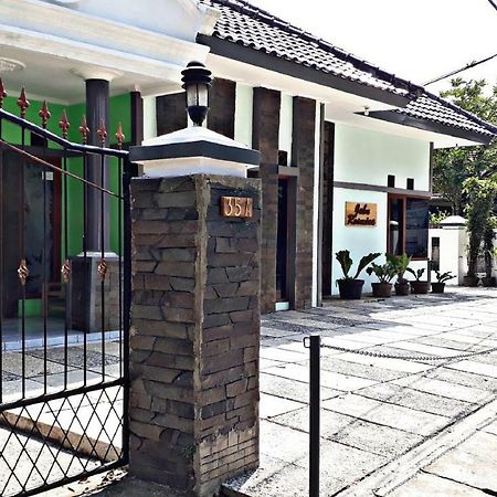 Jabu Rosmina Hotel Citeureup Екстериор снимка