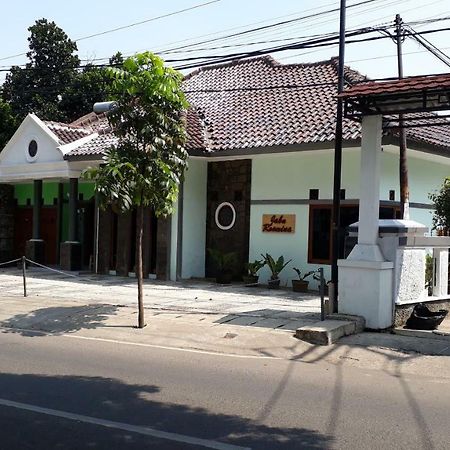 Jabu Rosmina Hotel Citeureup Екстериор снимка
